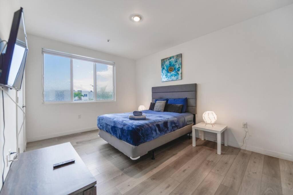 Fantastic Townhouse 15Minutes From The Beach Miami Dış mekan fotoğraf