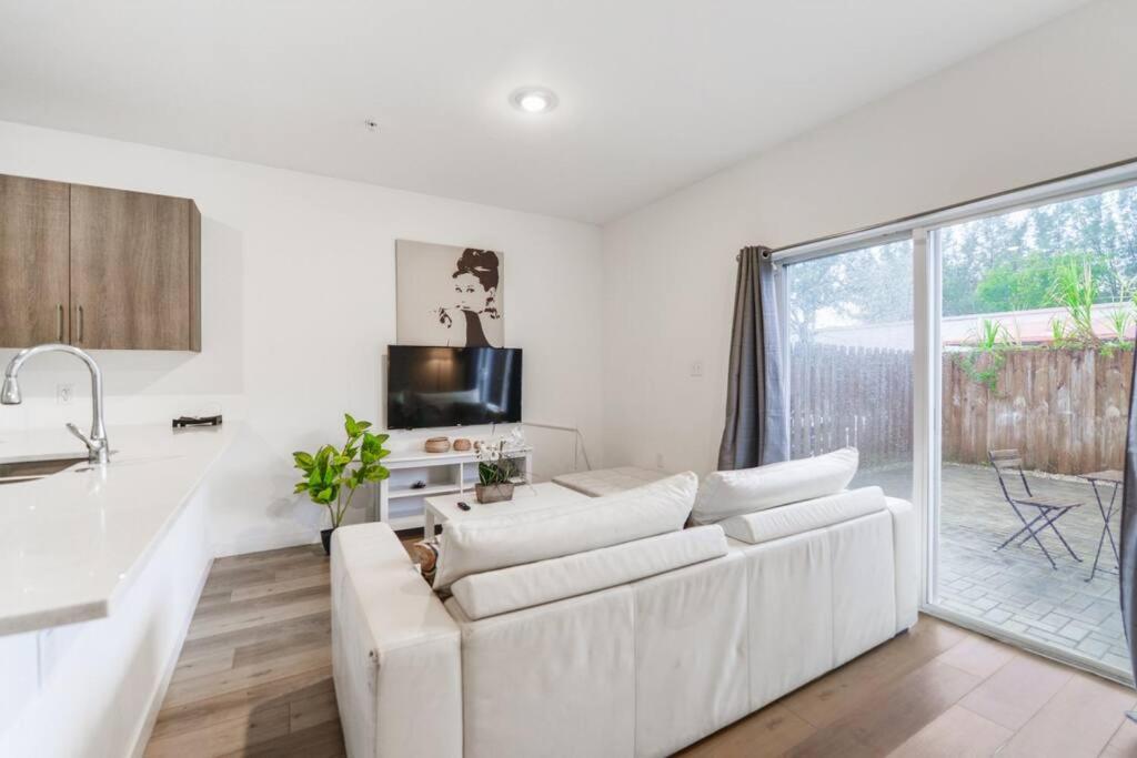 Fantastic Townhouse 15Minutes From The Beach Miami Dış mekan fotoğraf